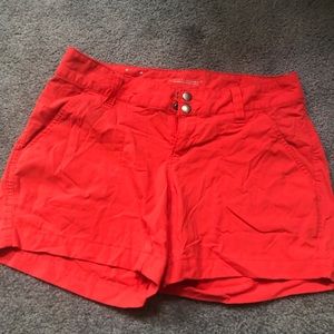 Columbia shorts $15 size 6